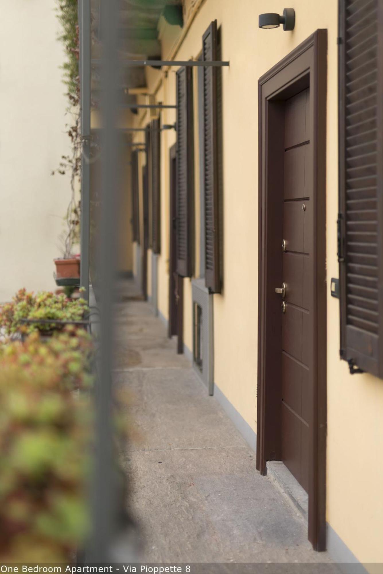 Brera Apartments In Porta Ticinese Milão Exterior foto